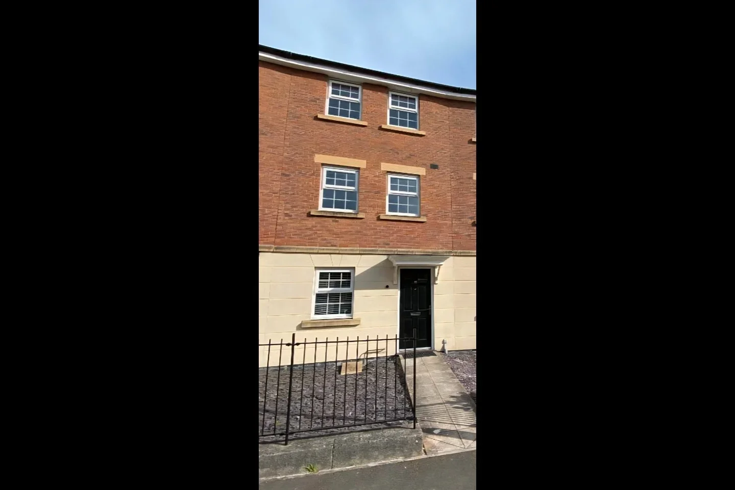 House Claydon Road in Blunsdon St Andrew