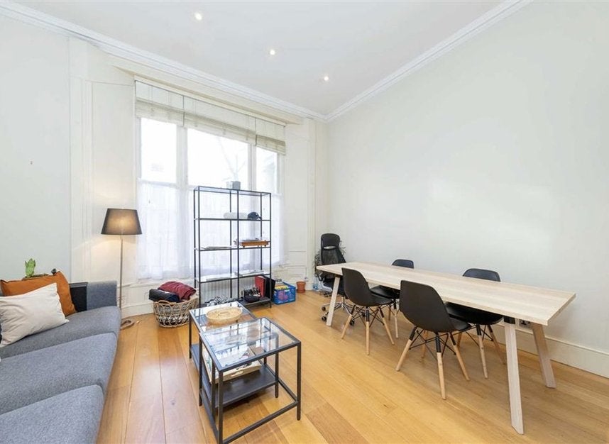Flat Craven Hill Mews in City of Westminster
