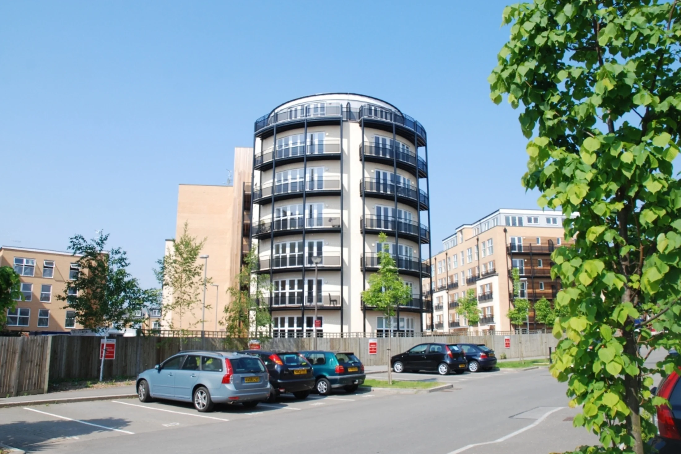 Flat London Road in Greater London