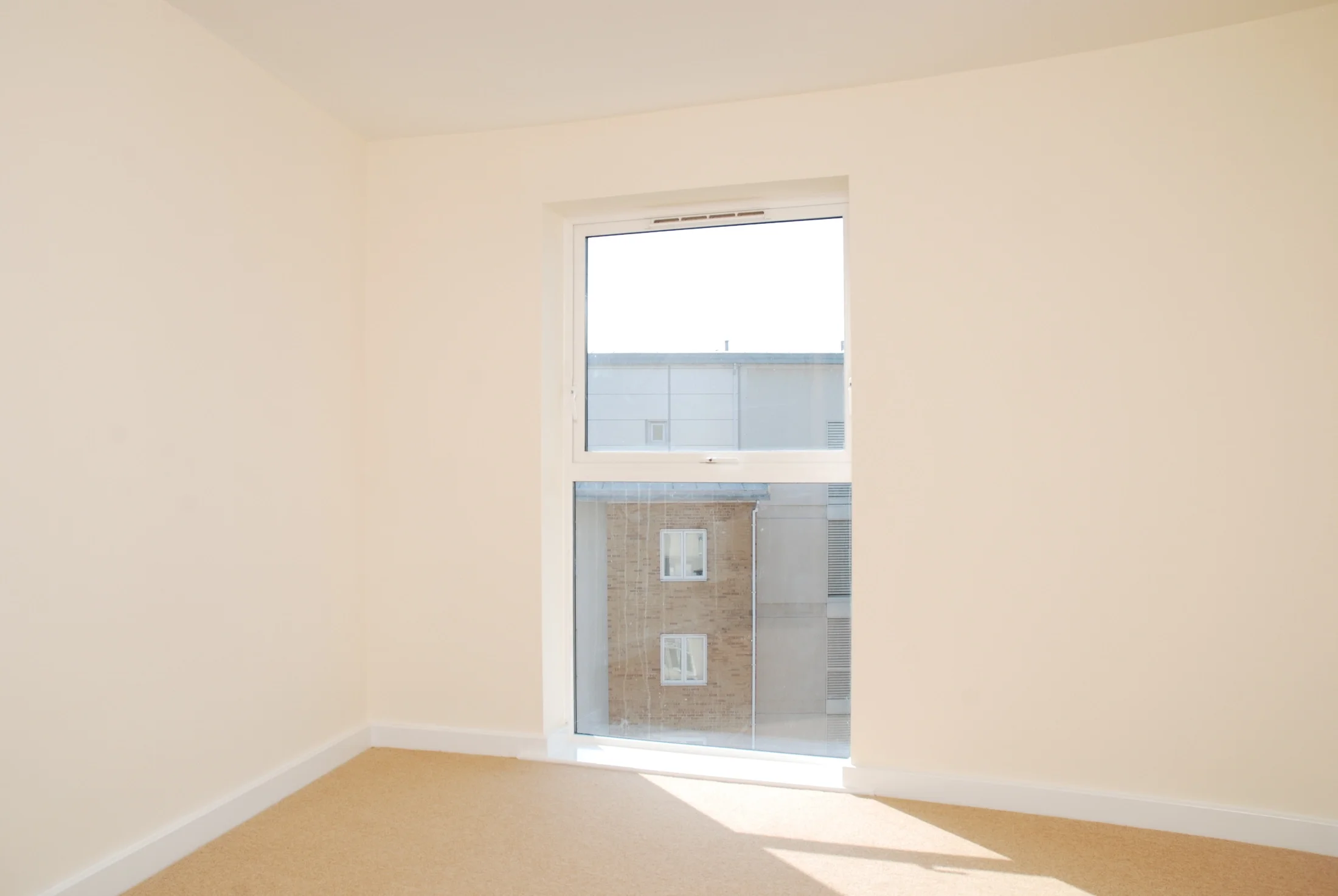 Flat London Road in Greater London
