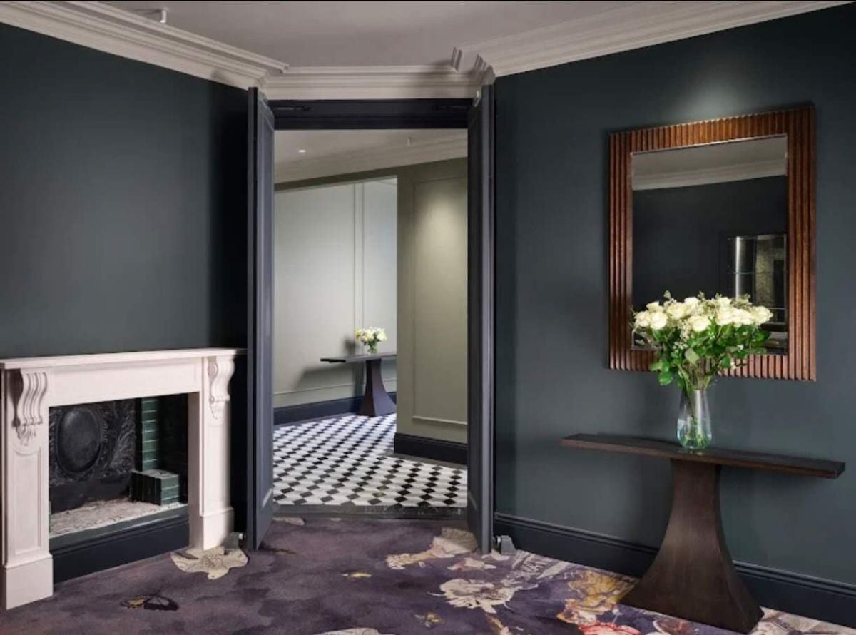 Room Cromwell Road in Greater London