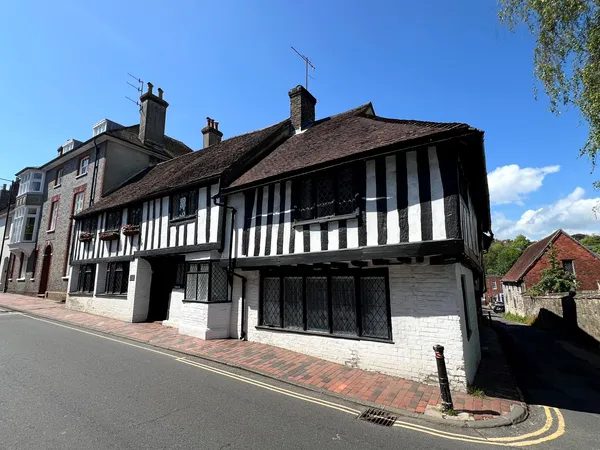 Flat Southover High Street in Lewes