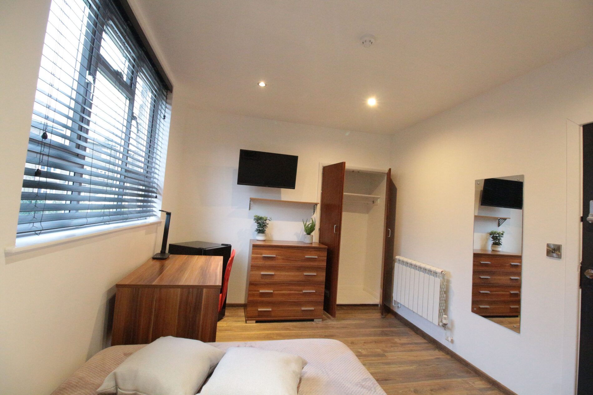 Room St Botolphs Crescent in Lincoln