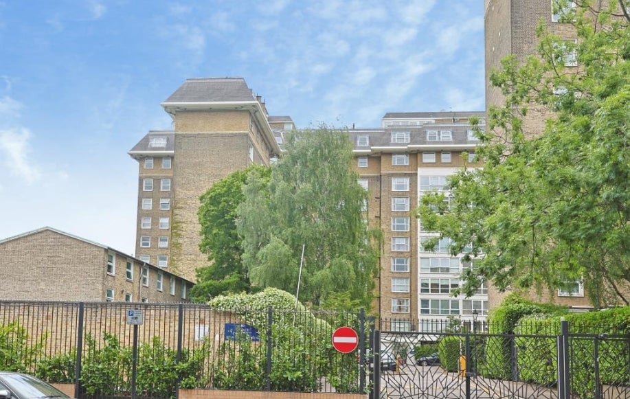 Flat St John's Wood Park in London