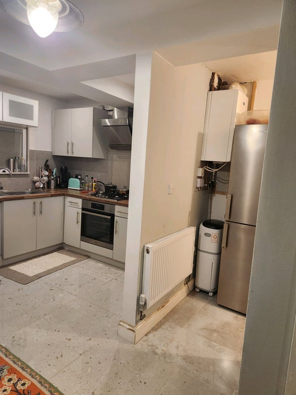 Room Hinstock Crescent in Manchester