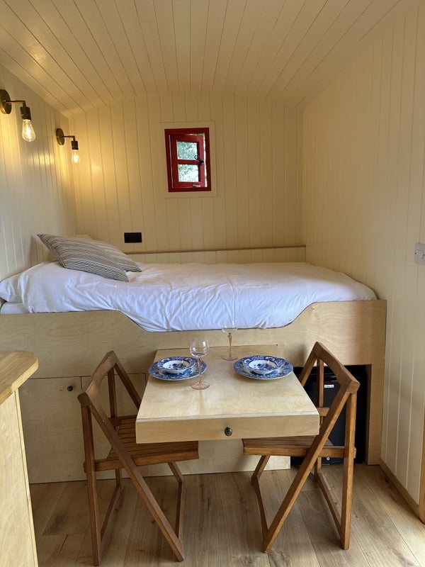 Room Bramfield Road in East Suffolk