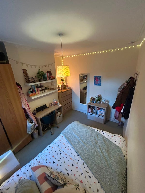 Room Beauchamp Road in Greater London