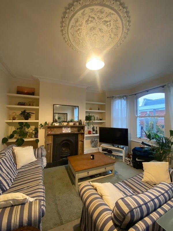 Room Beauchamp Road in Greater London