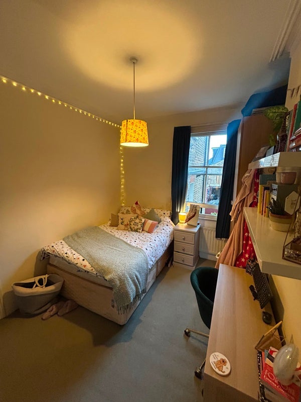 Room Beauchamp Road in Greater London