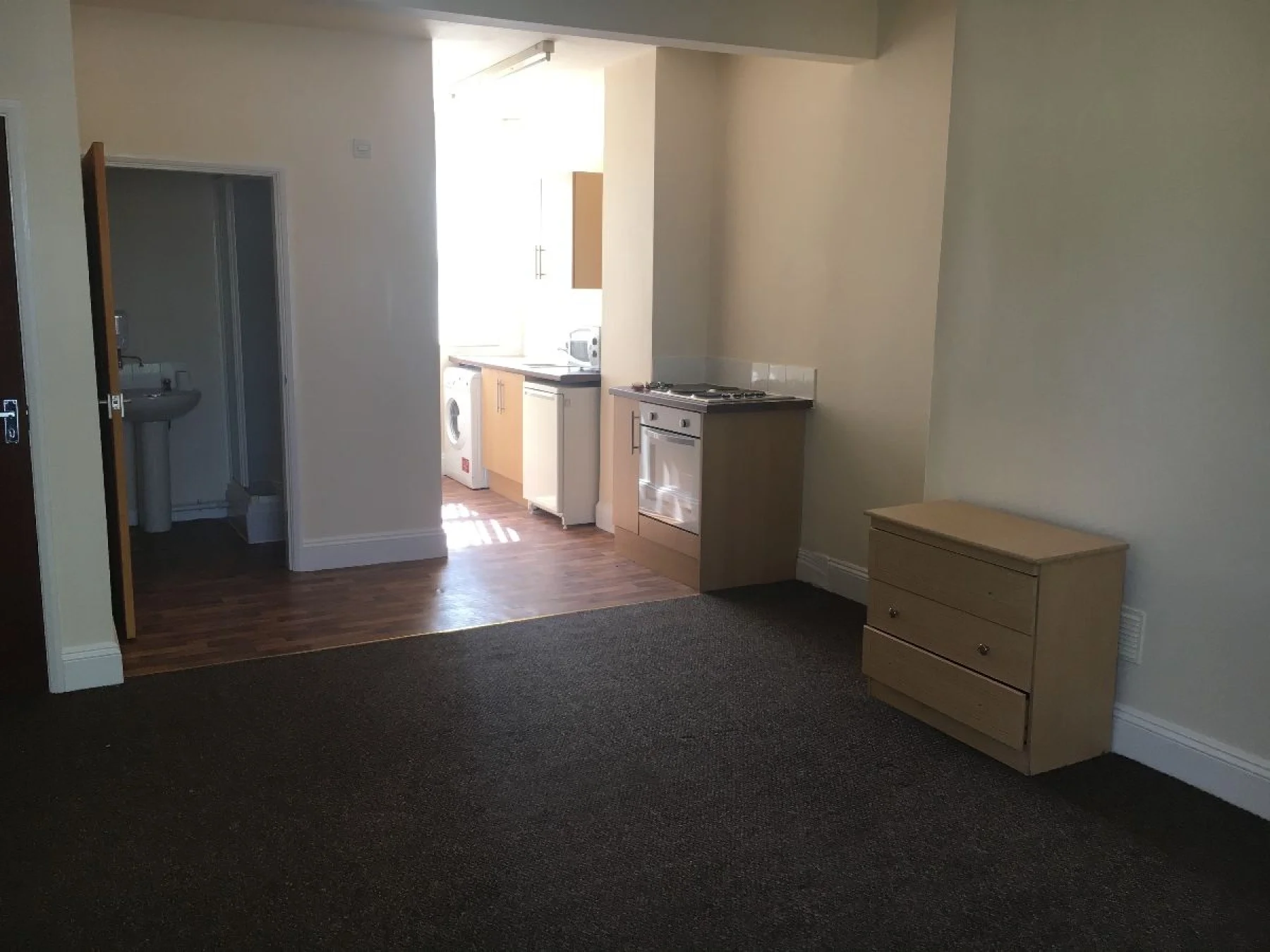 Flat Southcoates Lane in Hull