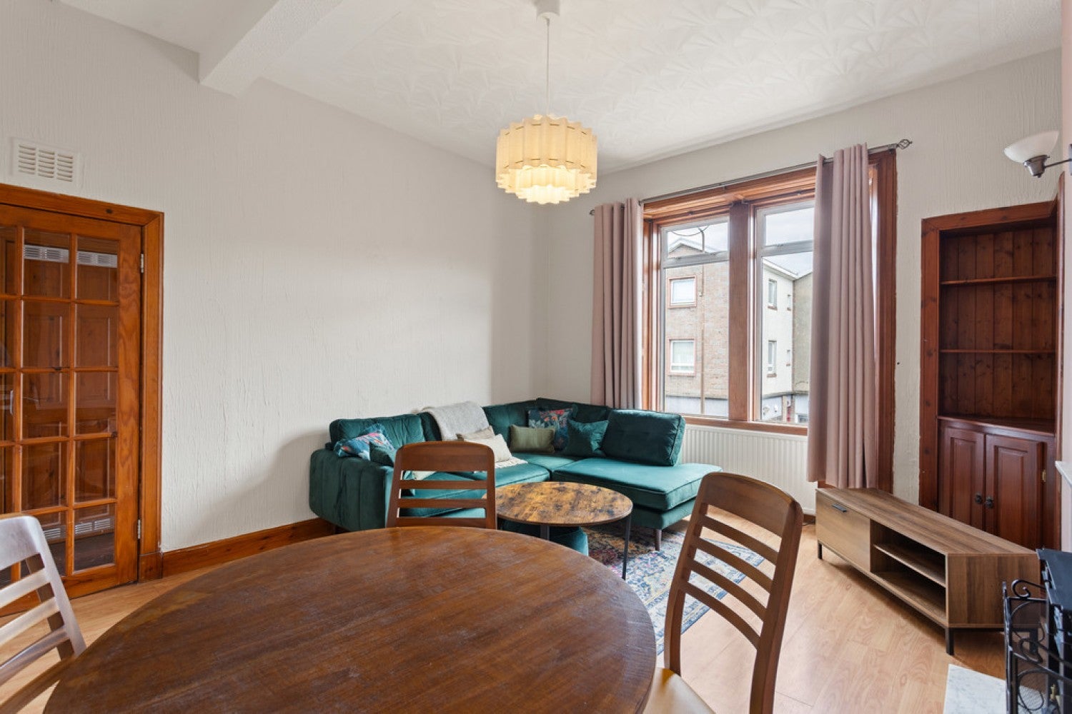 Flat Gloag Place in West Calder