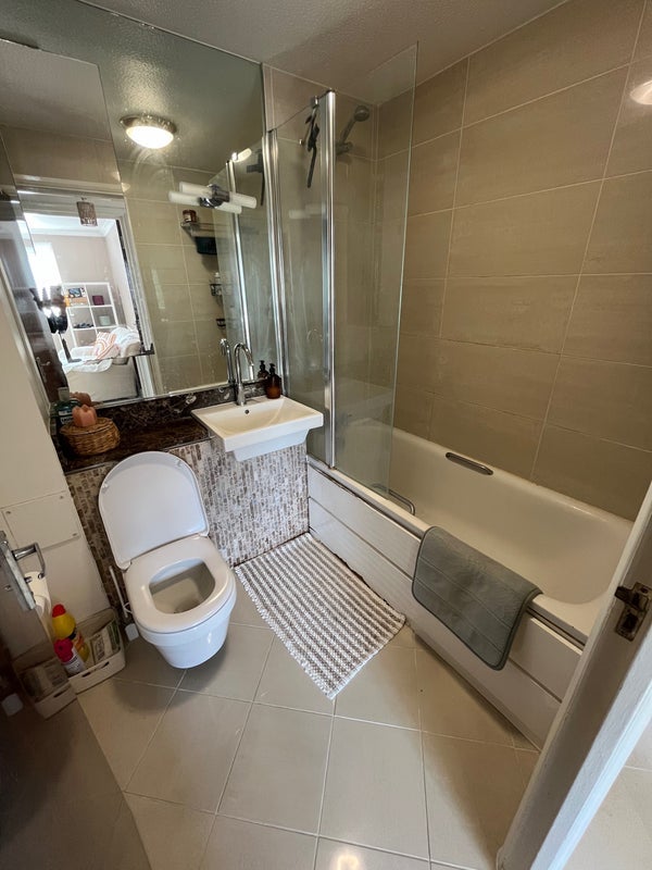 Room Burlington Gate in Greater London