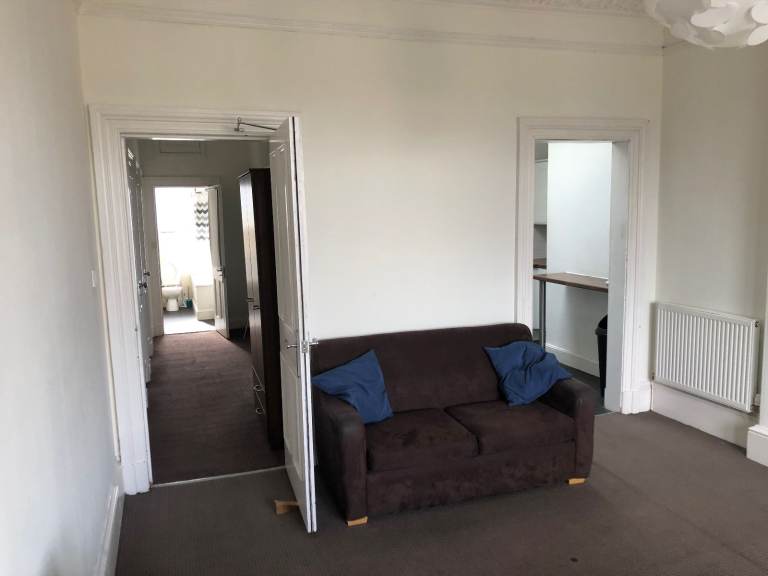 Flat Morningside Park in City of Edinburgh