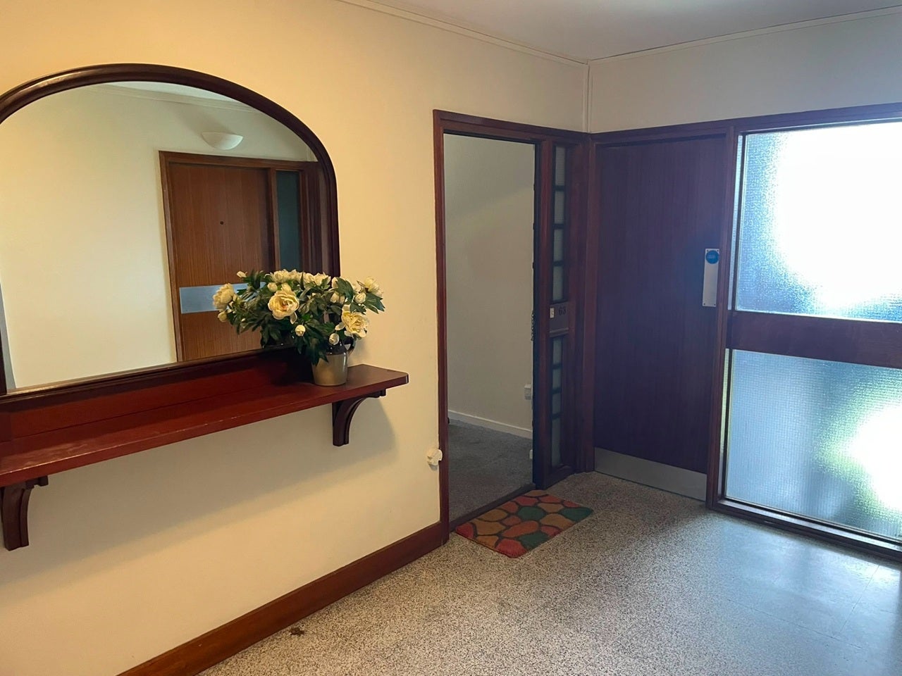 Flat Warwick Crest in Birmingham