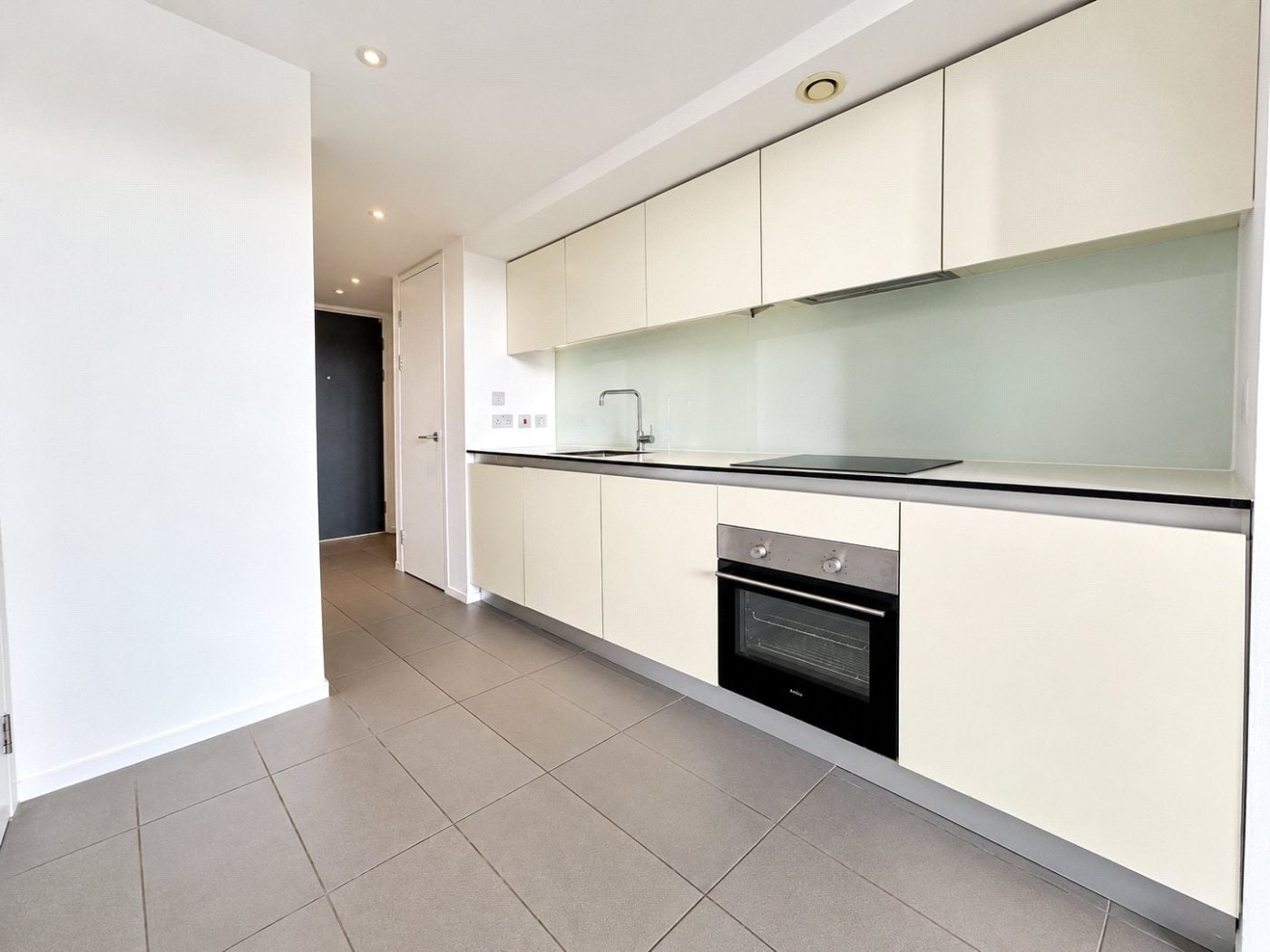 Flat Wills Way in Bristol
