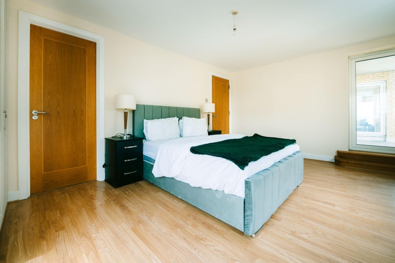 Room Prime Meridian Walk in Greater London
