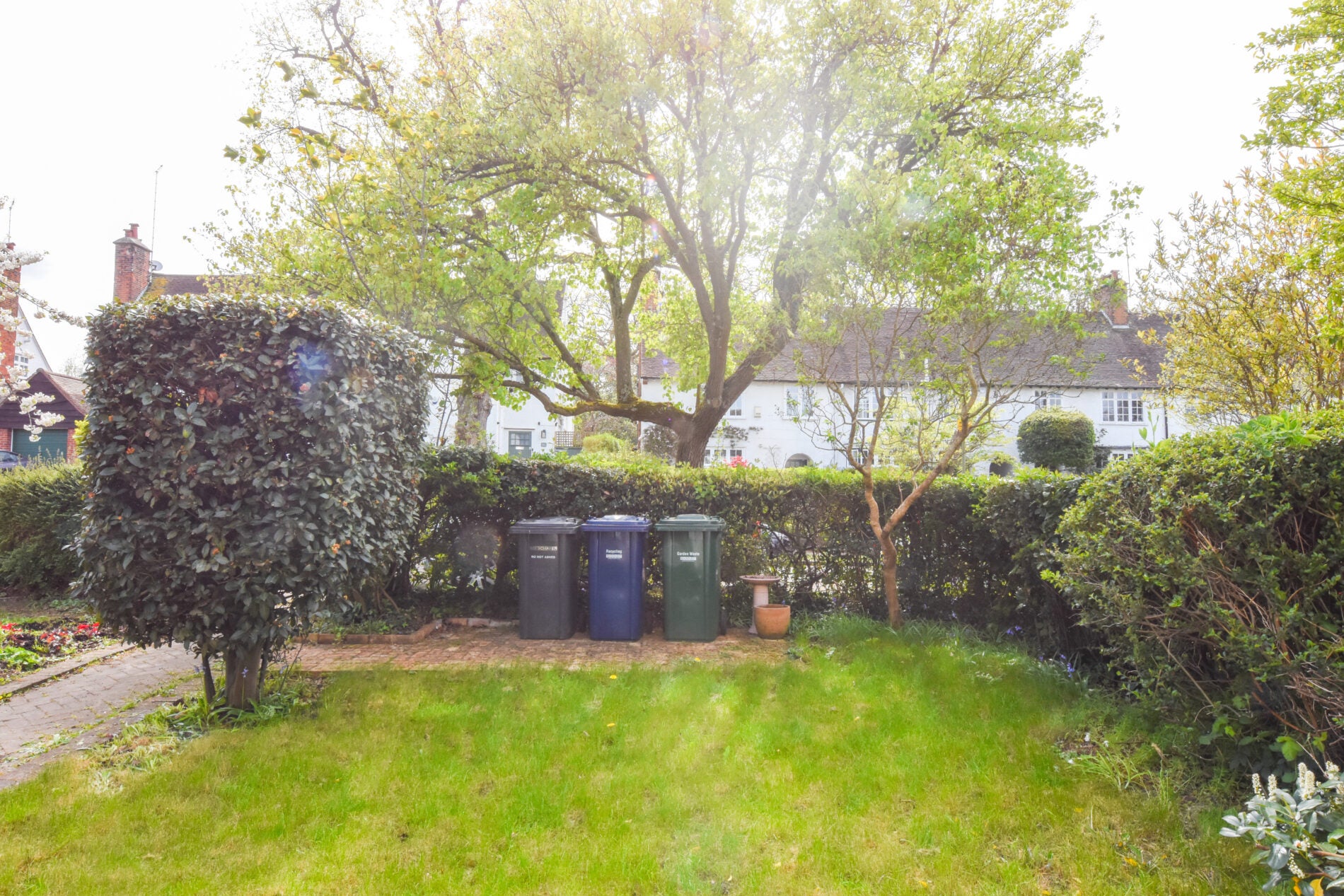 House Oakwood Road in Greater London