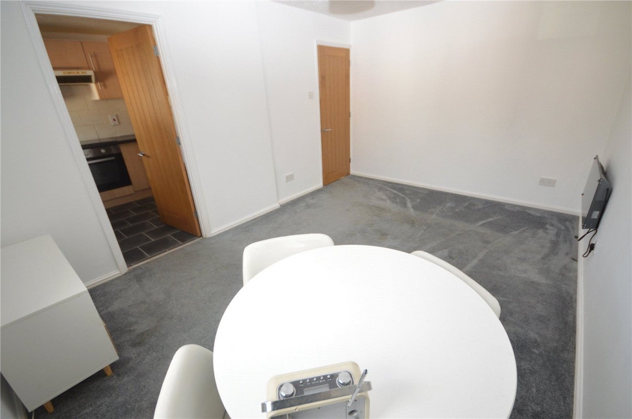 Flat Leafield in Luton