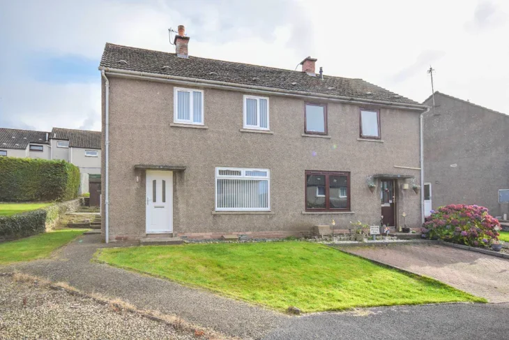House Sheriff Park Gardens in Forfar