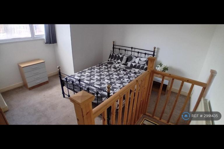 Room Burton Street in West Lindsey