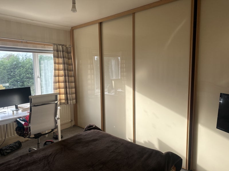 Room Hesketh Crescent in Birmingham