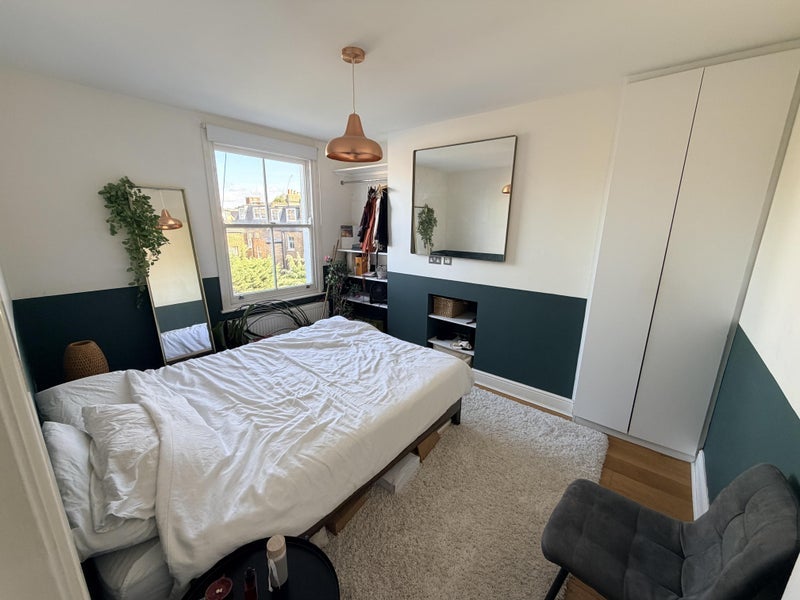 Room Bramber Road in Greater London