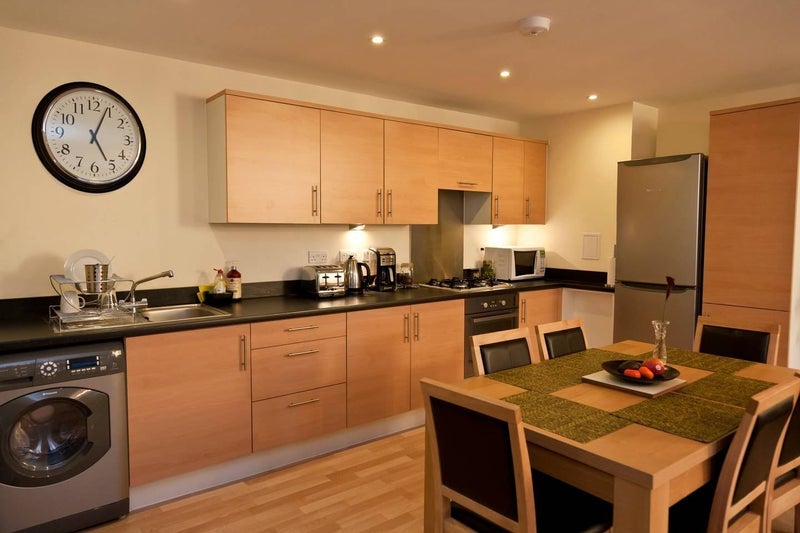 Room Cambridge Avenue in Greater London