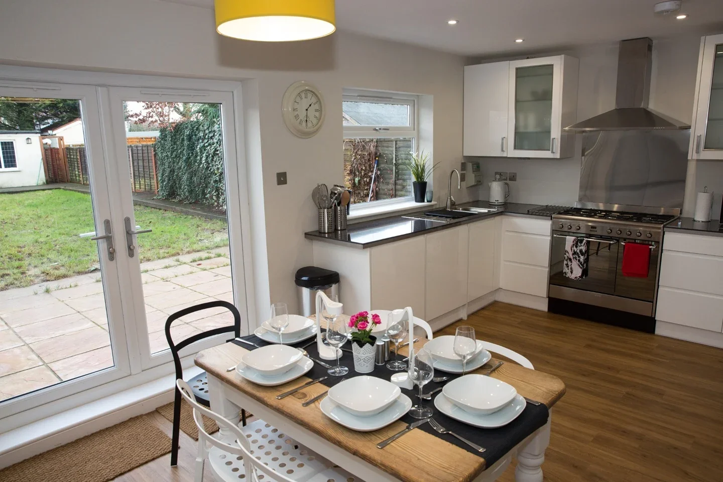 Room Sydney Crescent in Borough of Spelthorne