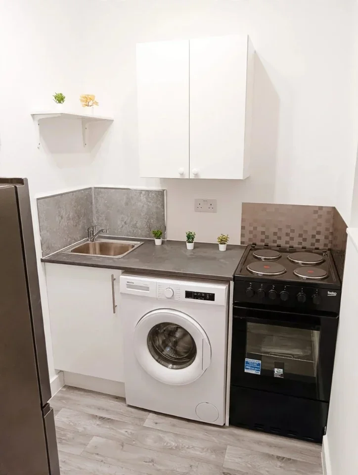 Flat Brierley Close in Greater London
