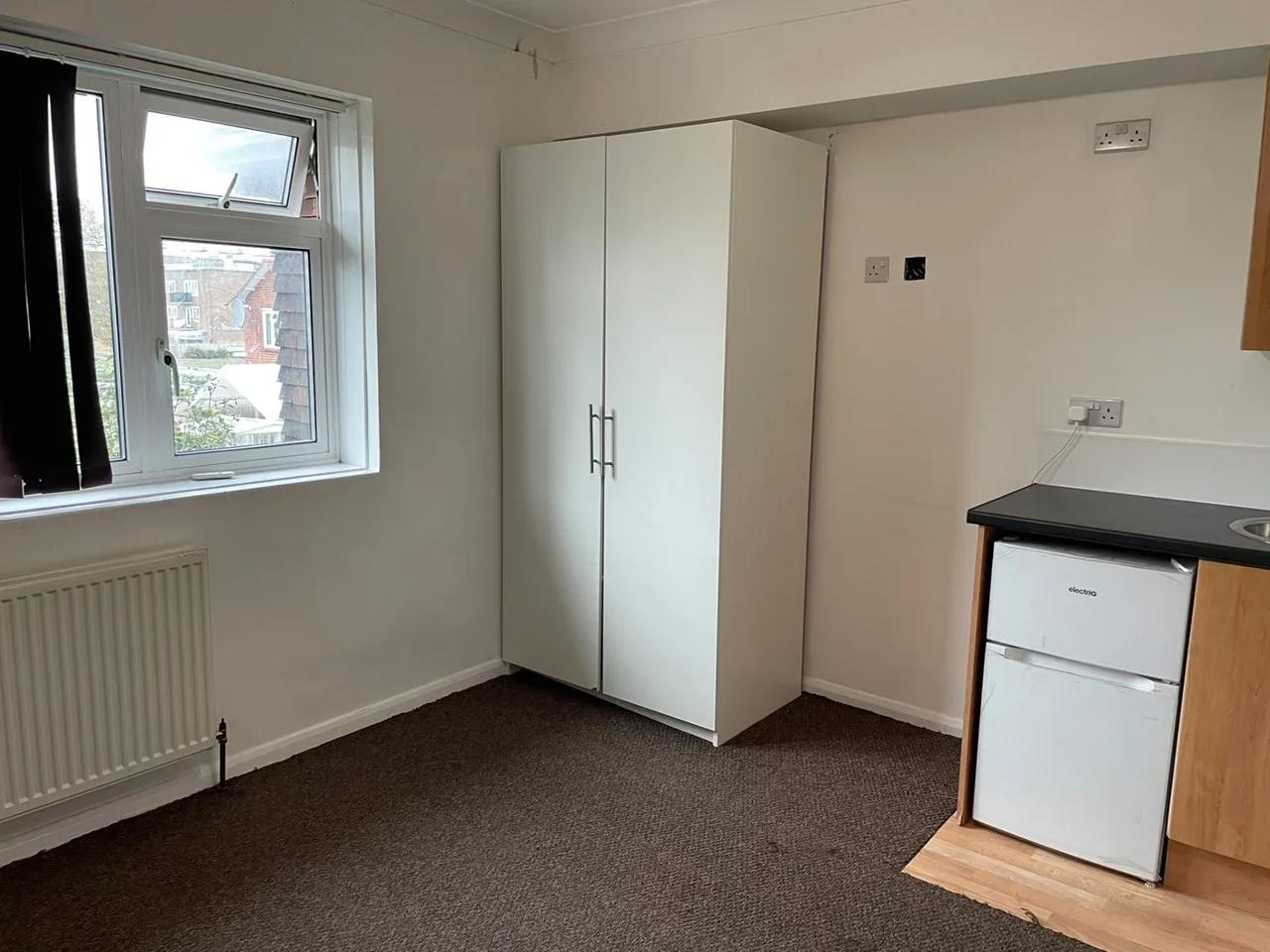 Room Nene Gardens in Greater London