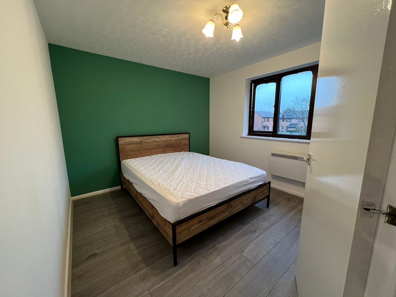 Flat Paynes Lane in Coventry