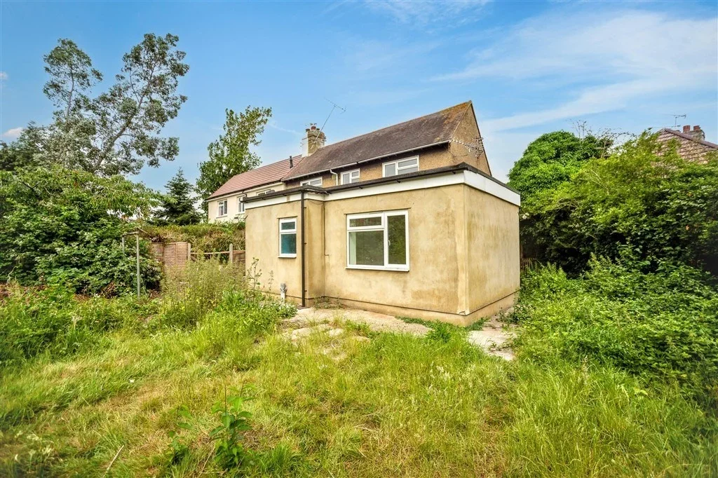 Flat Haig Avenue in Gillingham