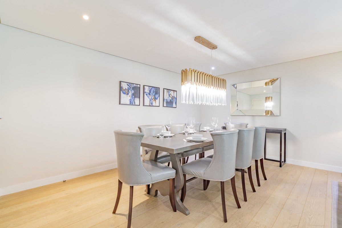 Flat Harbet Road in City of Westminster
