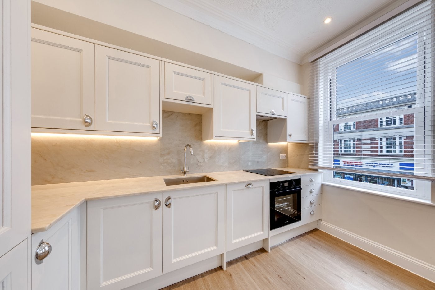 Flat Croydon Road in Greater London