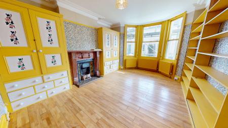 Flat York Villas in Brighton