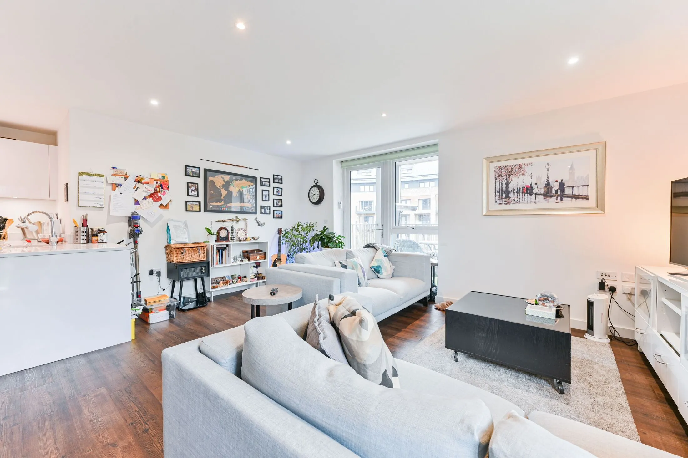 Flat Howard Road in Greater London