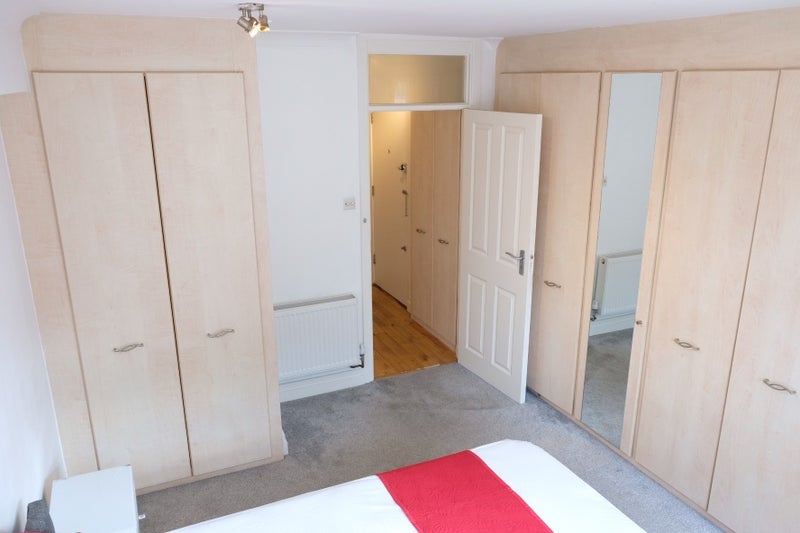 Room Putney Hill in Greater London