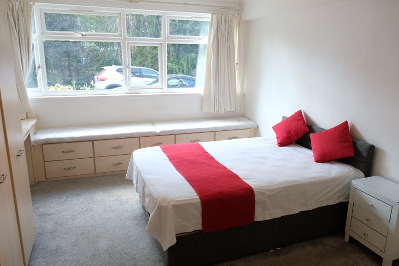 Room Putney Hill in Greater London