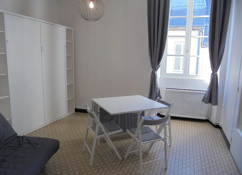 Flat Rue Vinchon in Laon