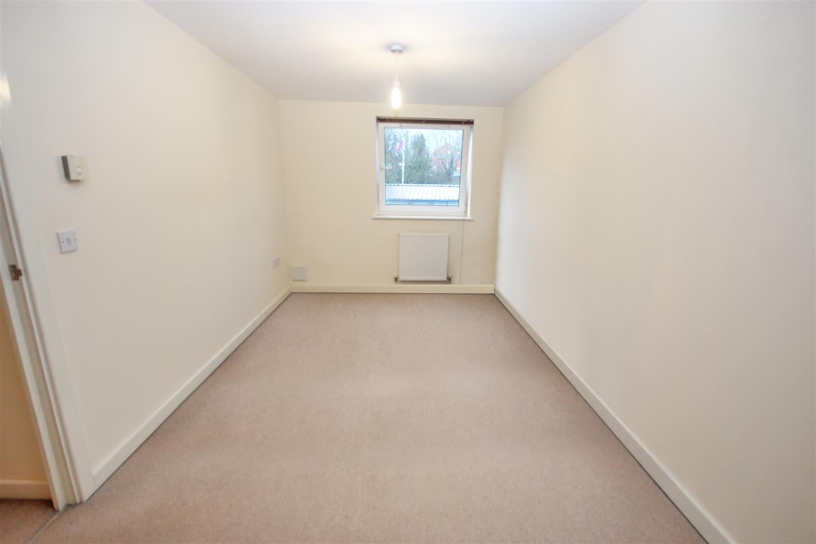 Flat Croyland Road in Wellingborough