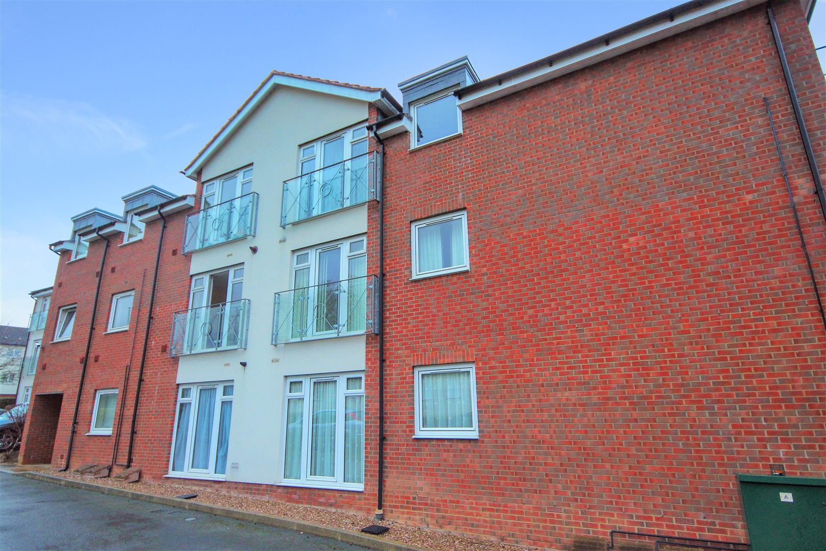 Flat Croyland Road in Wellingborough