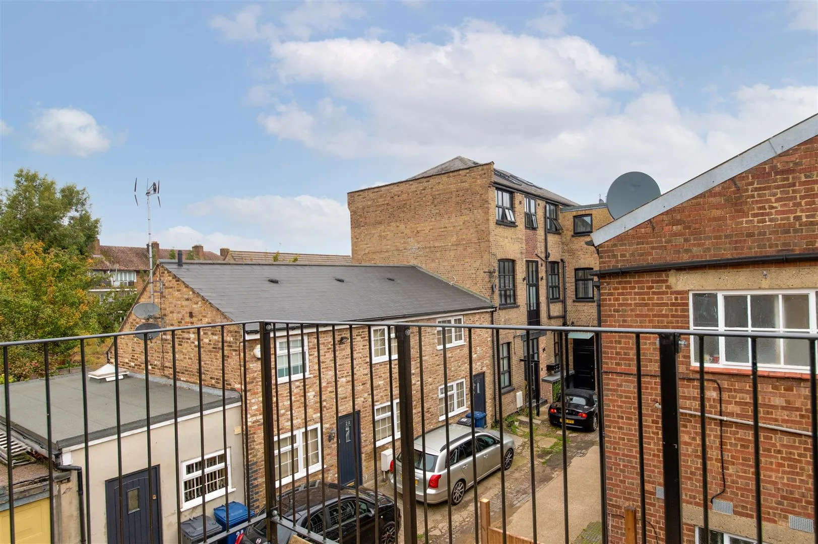Flat King Street Mews in Greater London