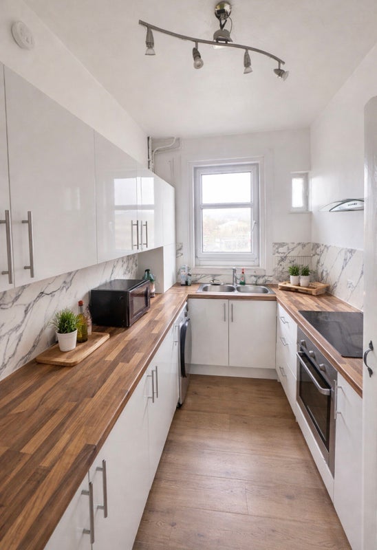 Room High Street in Dumbarton