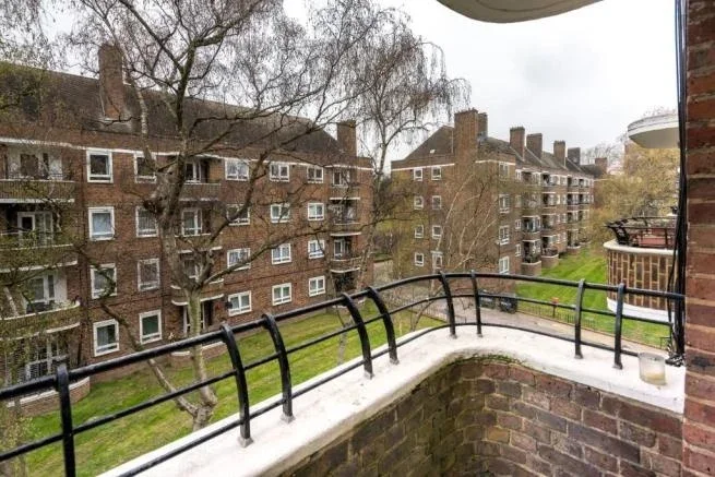 Flat Maitland Park Villas in Greater London