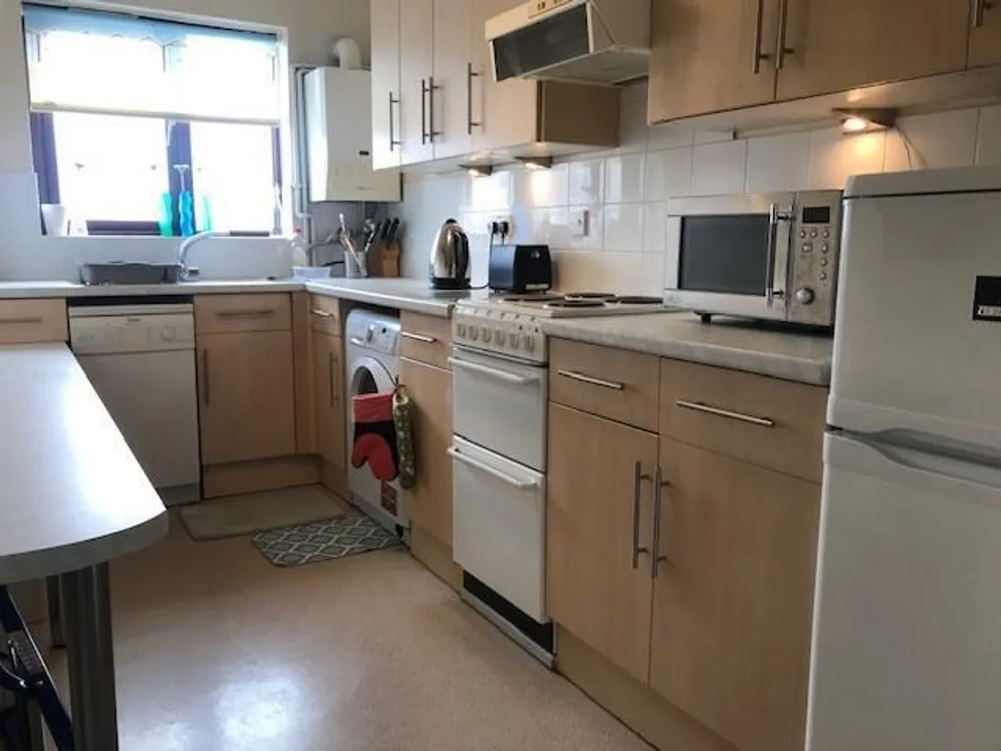Flat Abernethy Quay in Swansea
