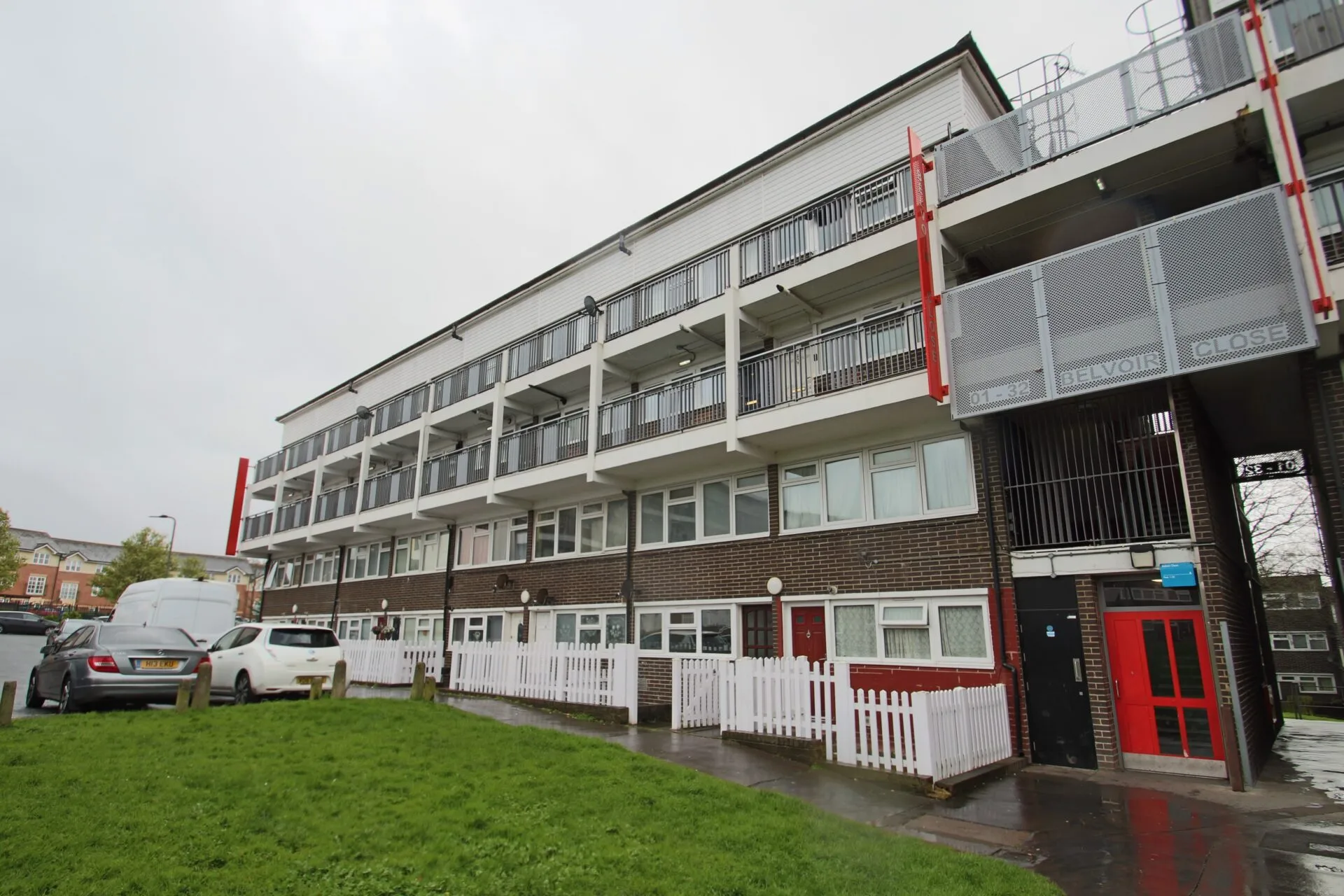 House Belvoir Close in Greater London