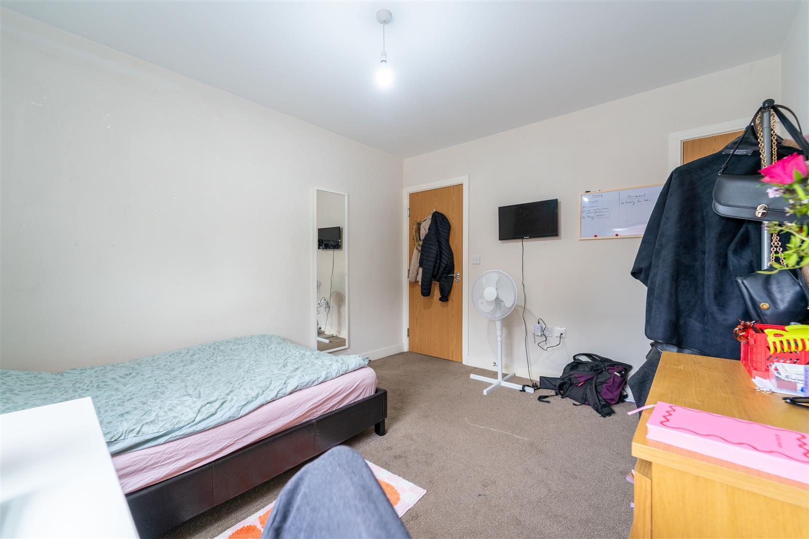 Flat Tiverton Road in Birmingham