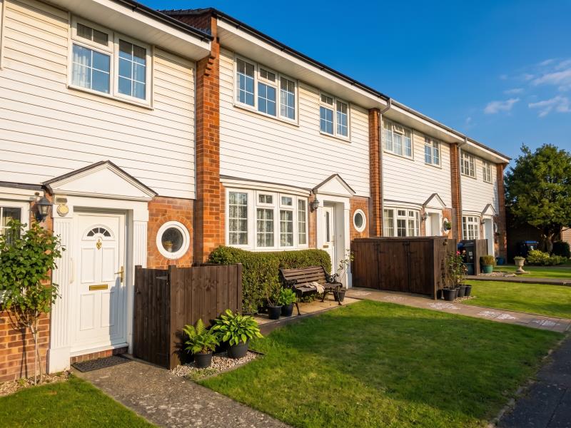 House Delara Way in Woking