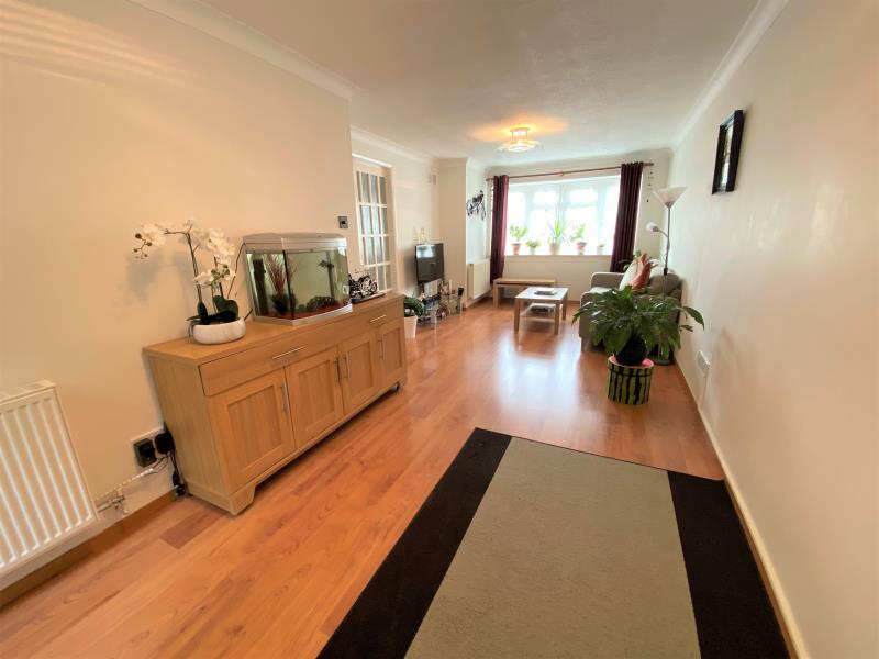 House Delara Way in Woking
