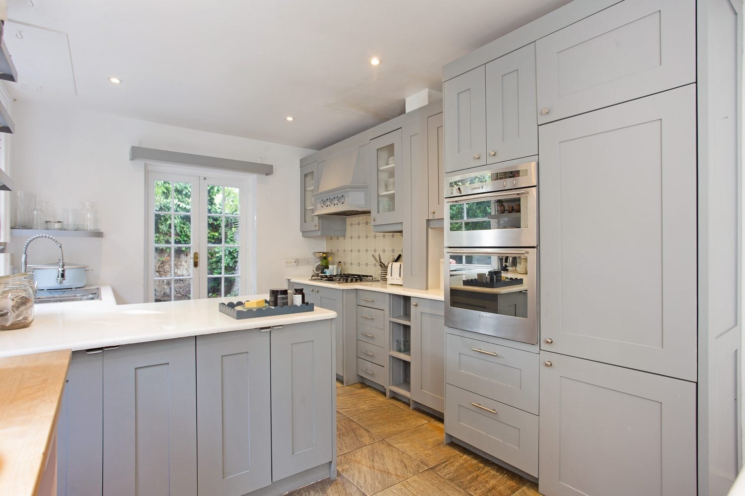 House St. Dionis Road in Greater London